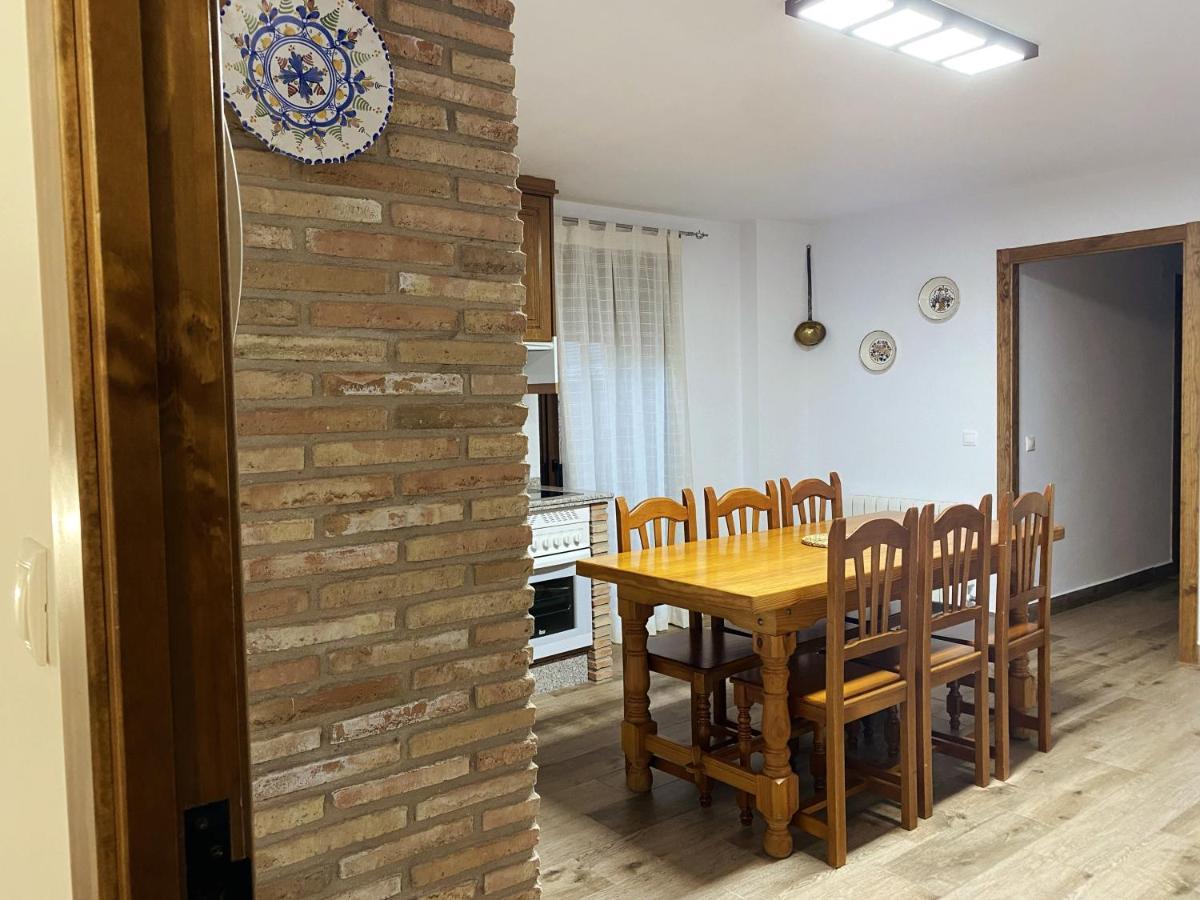 Casa Senagueilla Apartment โรเบลดิโย เด กาตา ภายนอก รูปภาพ